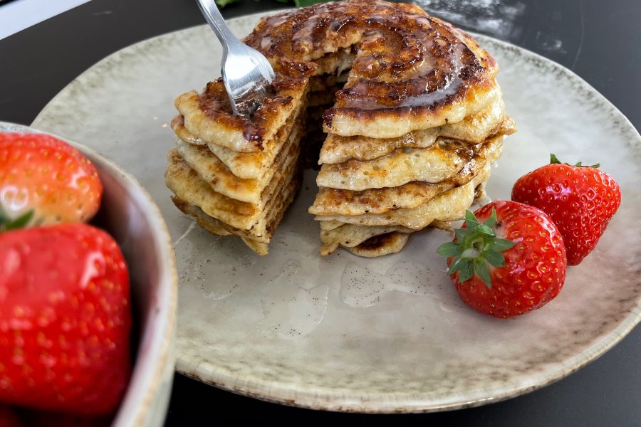 Cinnamon Roll Pancakes