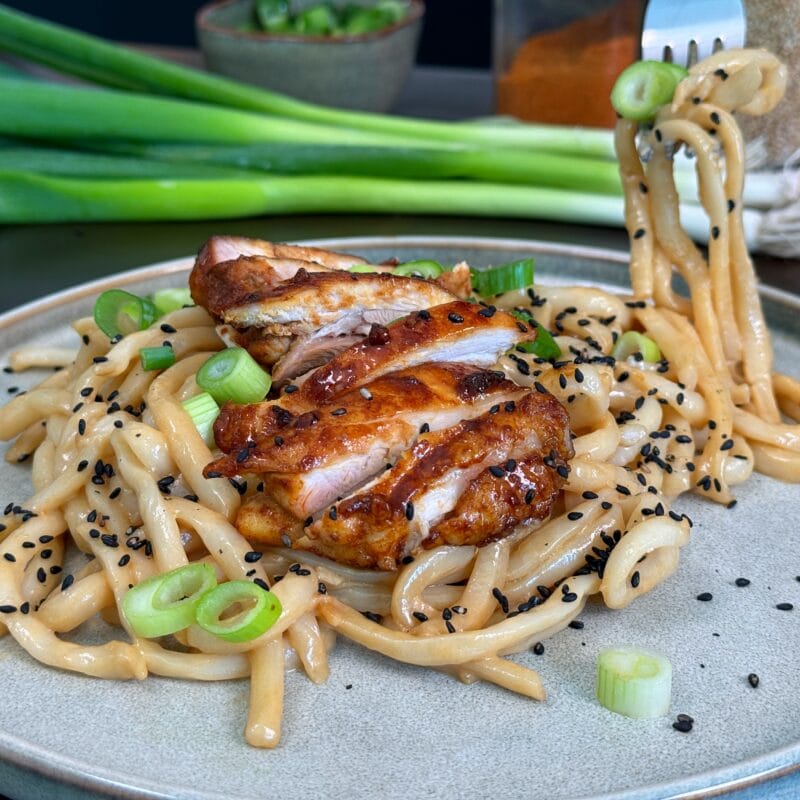 Kip Teriyaki Noedels