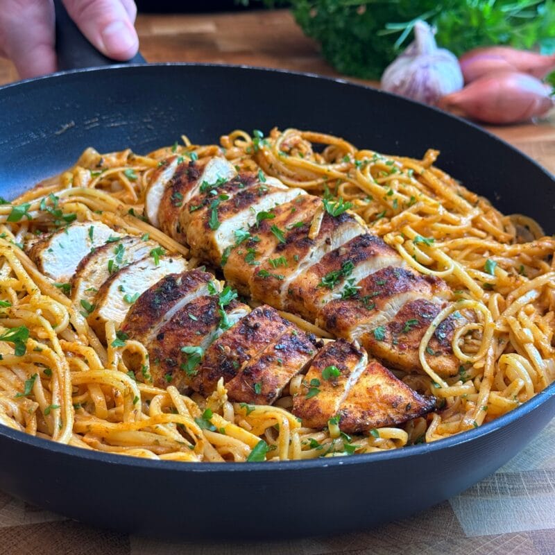 Kip Parmezaan Pasta